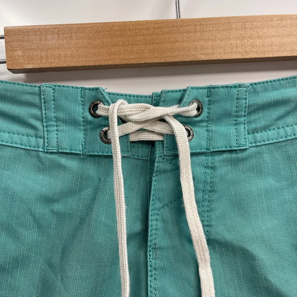 NWOT Vissla Board‎ Shorts Size 26